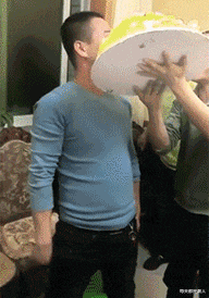 每天都是潮人|神回复: 在战场上战士是怎样知道自己枪里还有多少子弹的？