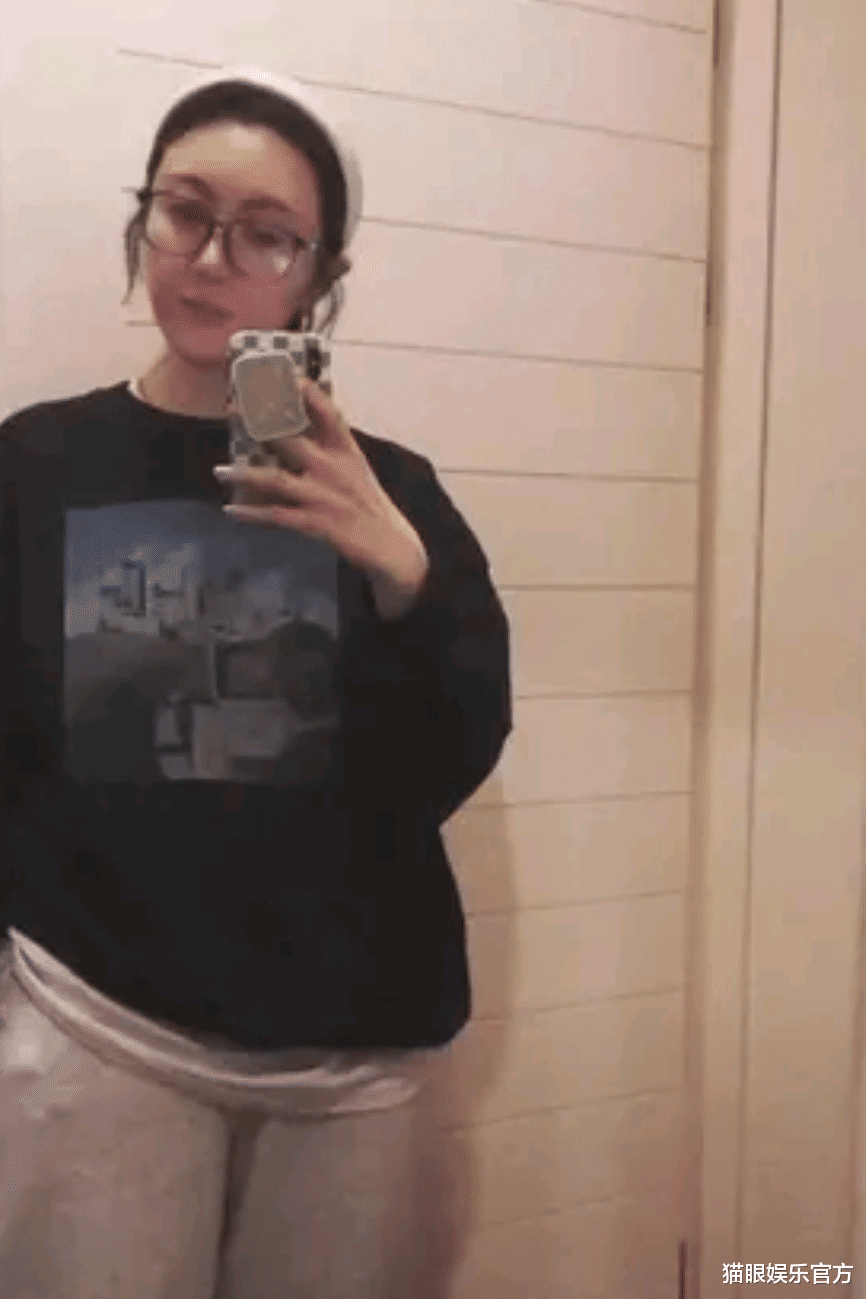 韩东君|宋丹丹儿媳二胎孕肚明显，巴图下厨伺候老婆，自曝想生个女儿？