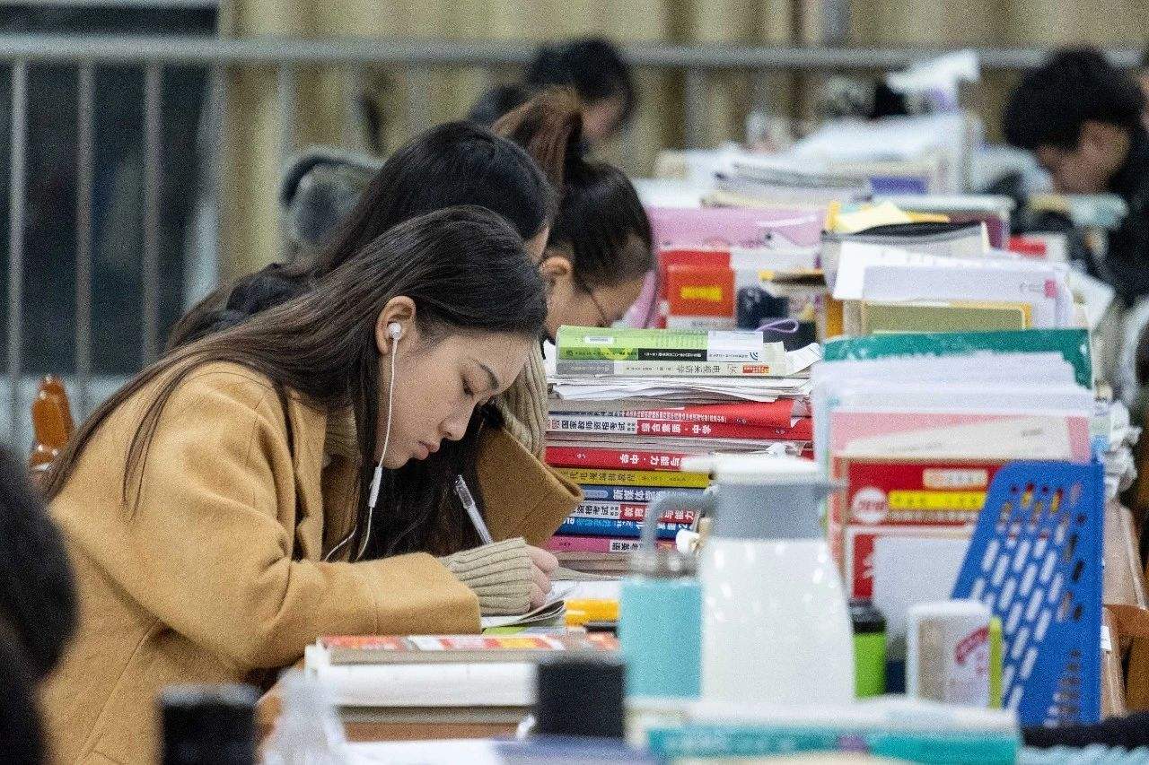 温儒敏|8省市启动新高考，语文或成最大拦路虎，温儒敏遭大学教授痛批