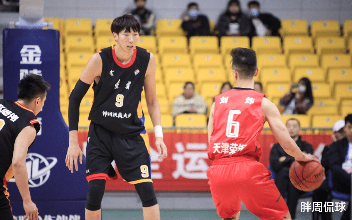 新疆男篮|周琦如愿以偿？新疆队宣布重大决定，中国男篮巨星或再圆梦总冠军