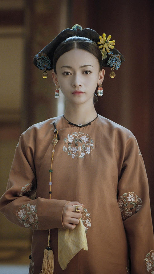 吴谨言|吴谨言和绯闻男友洪尧一起玩高空跳伞，全程素颜毫无偶像包袱