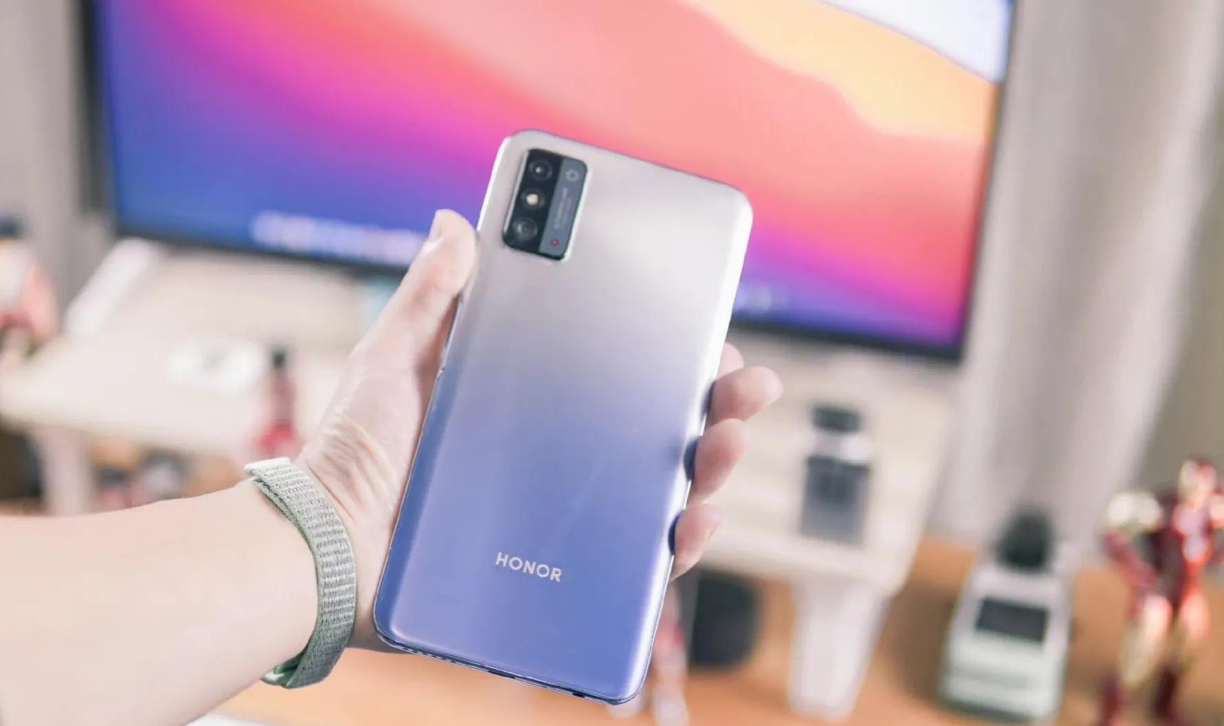 旗舰机|一年一换千元机还是三年一换买旗舰？这四类用户的回答说到心坎了