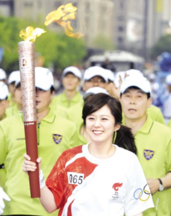 张娜拉|“没钱就去中国”的韩国女星张娜拉，如今怎么样了？