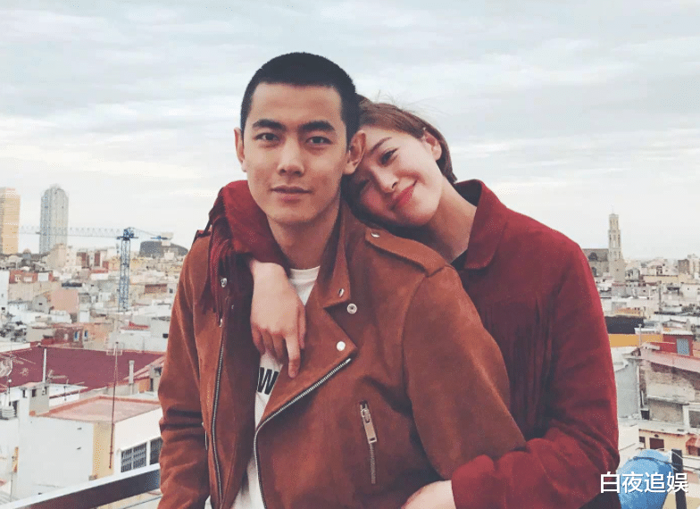 纪凌尘|28岁纪凌尘公开新恋情，女方私人照被扒出，颜值气质不输阚清子