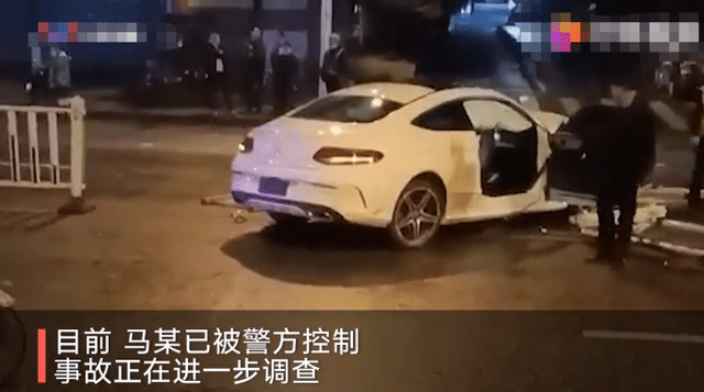  郴州一奥迪女司机无证醉驾，撞上出租车致2死3伤，结果……