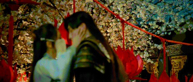 杨紫|“傻白甜”杨紫22年的黑红成名史，和她生命中的3个男人