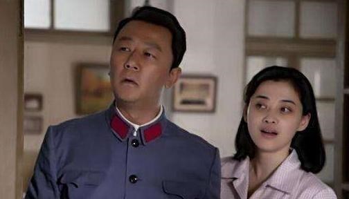 父母爱情|《父母爱情》中孔笙导演不但拍戏一丝不苟，还悄悄客串了两个角色