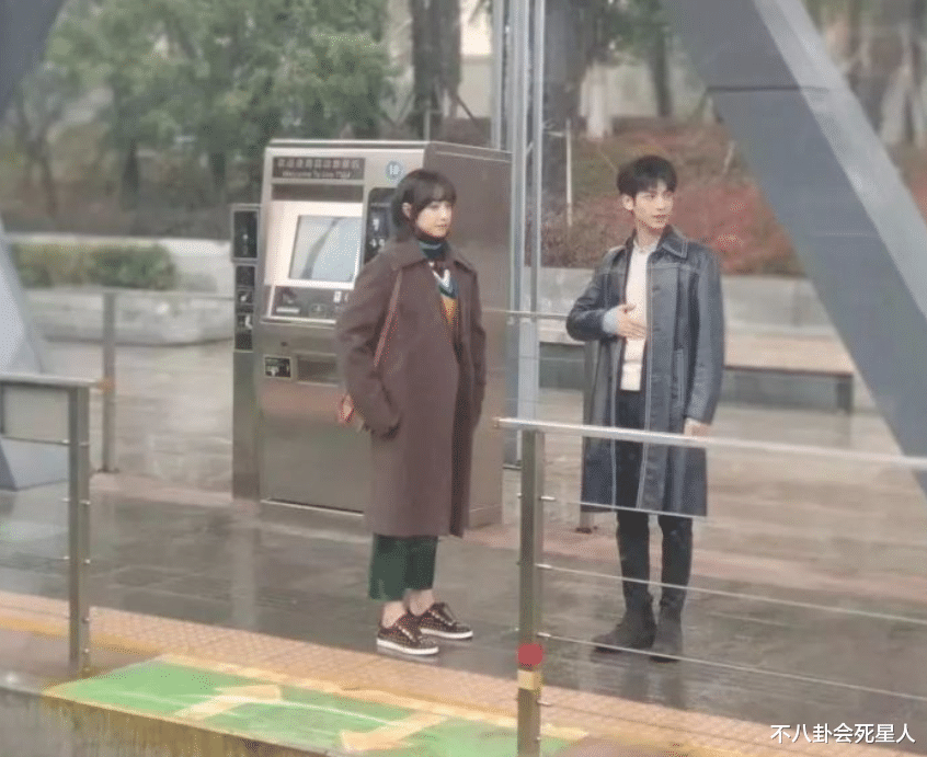 罗云熙|看着高，实际矮！8位男星身高迷惑，合照踮脚就输了