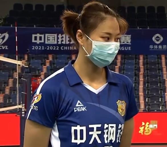 龚翔宇|来自凌晨的祝福，江苏女排队长发文，龚翔宇真可爱，头发颜色抢镜