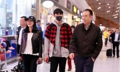 陈国富|娱乐圈再添未解之谜吗？