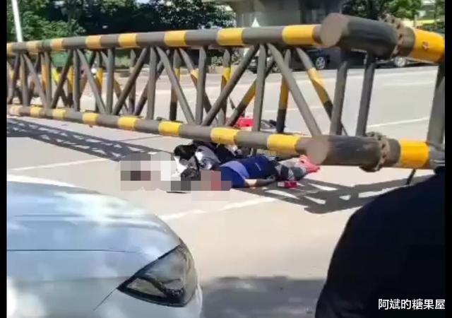 阿斌旳糖果屋 痛心！江西一货车撞断限高栏，一家3口不幸被砸身亡，场面揪心