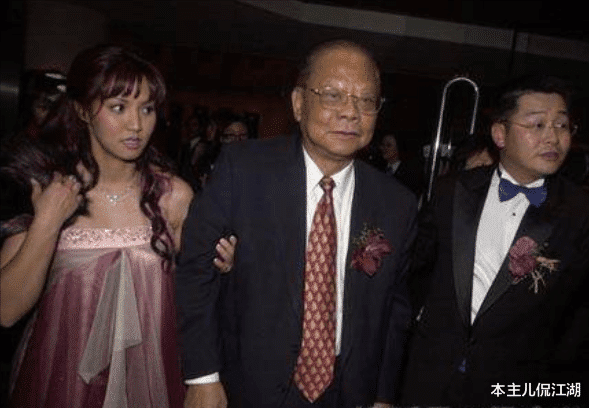 彭小苒|黎瑞恩：29岁嫁“金利来”太子，41岁搬出豪门，48岁独自养2娃