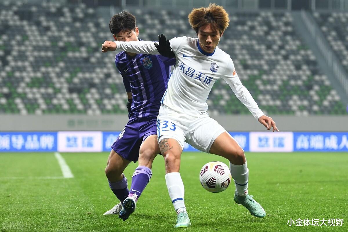 大連|中超最驚險(xiǎn)一輪！大連4球大勝10人青島，仍未保級(jí)，天津絕殺滄州