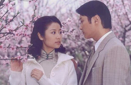 小潘谈情说爱|张爱玲：过得幸福的女人，往往是因为明白了这一点