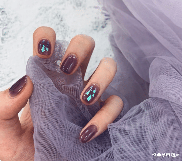 运动|优雅高级的紫色美甲，贵族大小姐风范