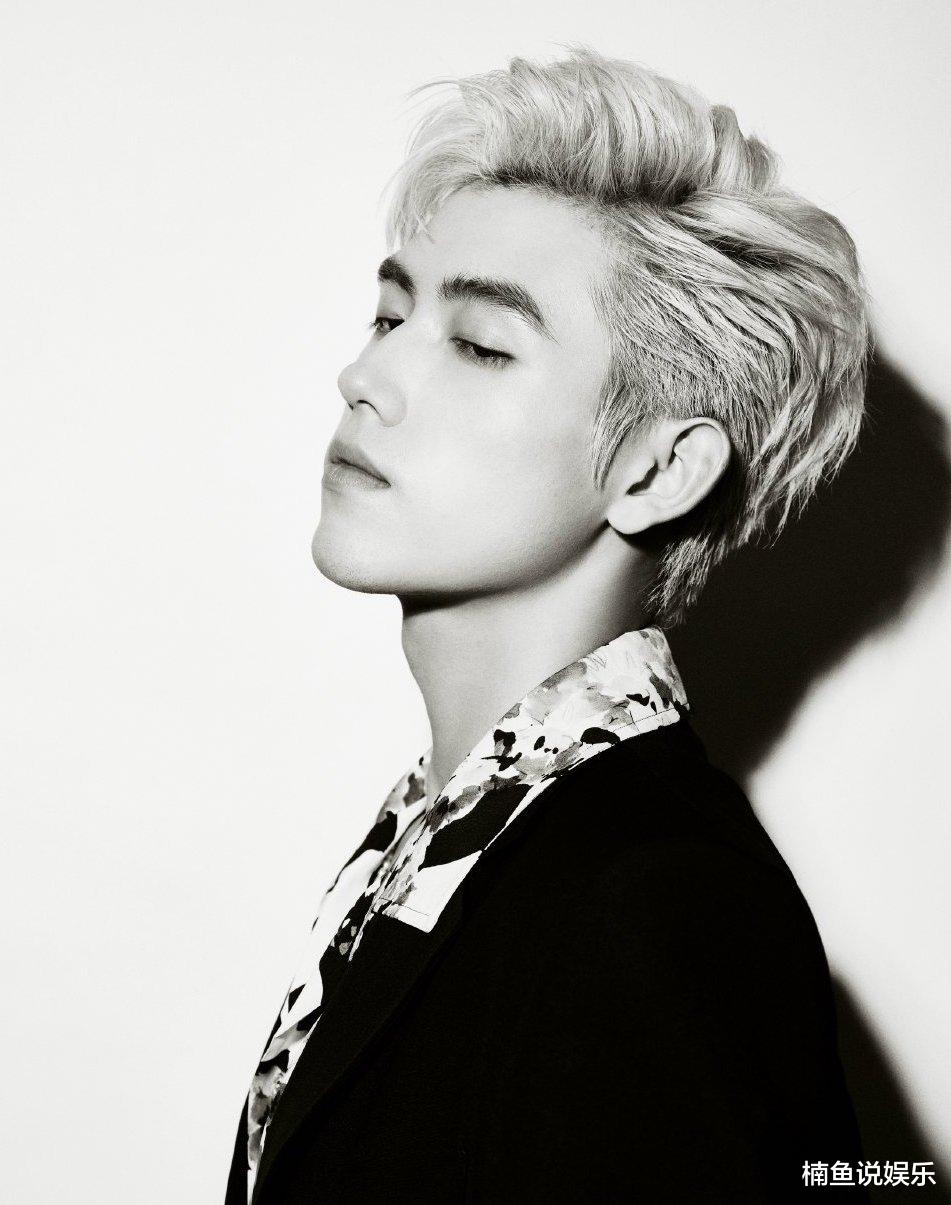 陈飞宇|陈飞宇新剧开机，金发造型宛如贵公子，与张婧仪搭档好般配