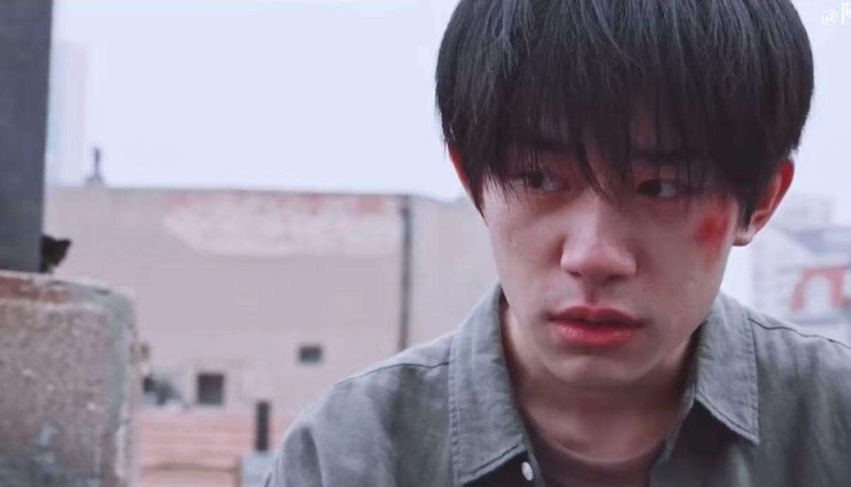 易烊千玺|刘德华登上新闻联播，易烊千玺段奕宏也在，全员成盖章认证好演员