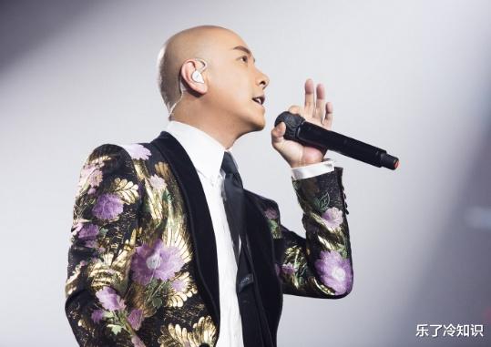 张卫健|35岁嫁给张卫健后，曾变得又胖又丑，47岁美成18岁