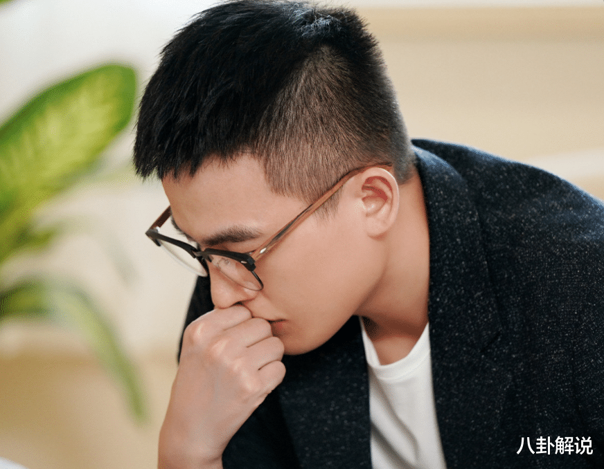 陌生的恋人|又一悬疑爱情剧火了！刚播一天收视破七百万，狂追8集都不过瘾
