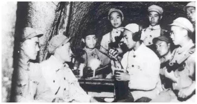 成哥看社会|美日硫磺岛战役：美军刚攻下折钵山，日军在硫磺岛又埋下新陷阱