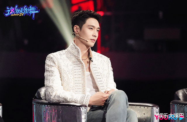 张艺兴|《街舞4》虽说“核兴舞器”没能走到最后，但张艺兴已是最大赢家