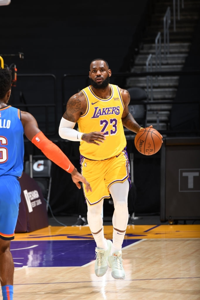 勒布朗·詹姆斯|NBA球员上脚：詹姆斯Lebron 18新配色有点顶，李宁安踏来了！
