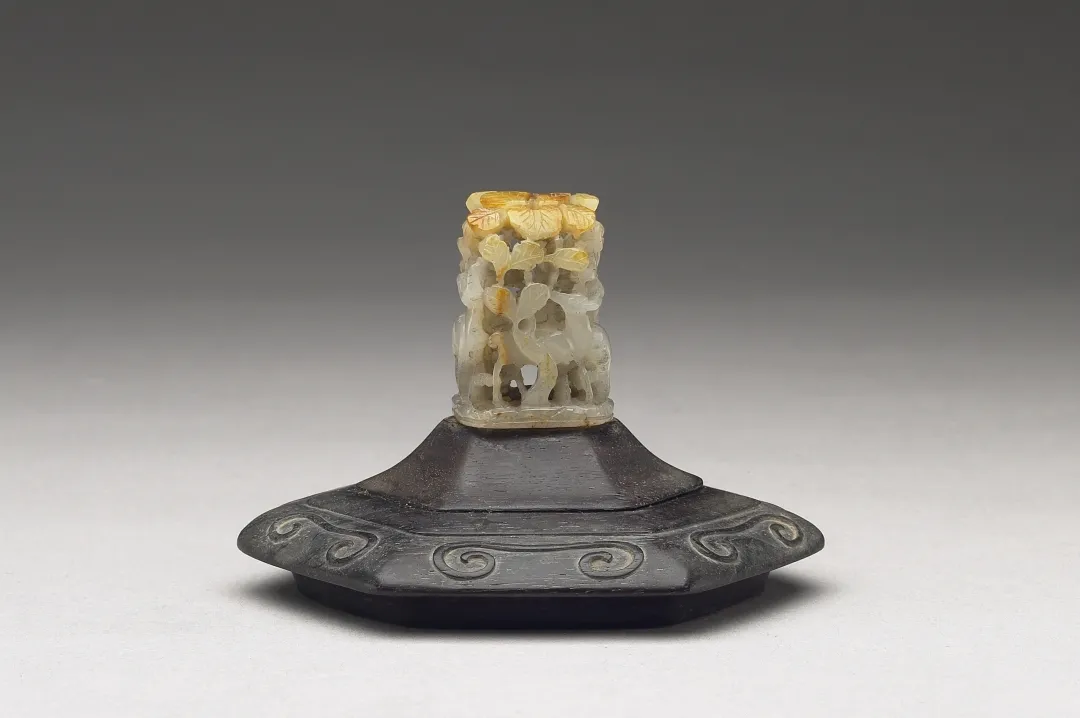 故宫博物院|盛世传承—小器物大传奇--玉炉顶