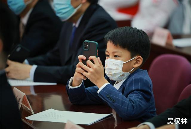 奥运会|恭喜中国奥运冠军团！53名健儿平分2520万元港币，全红婵再获大奖