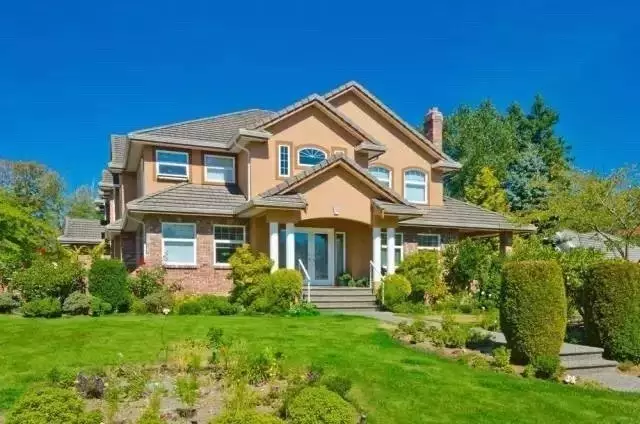 别墅与草坪，美翻了~