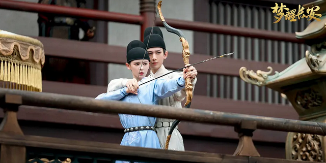 与君歌|又一部收视爆款，口碑实惨，《与君歌》背后为什么变成这样？