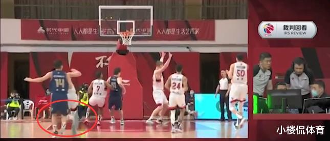 同曦男籃|要打架！三個外援+裁判+萬圣偉，五個人，才拉住他