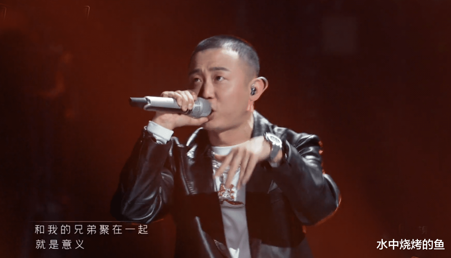 gai|披荆斩棘的哥哥：热狗直接怼导演，GAI替弟弟布瑞吉出头，真性情还是真矫情？