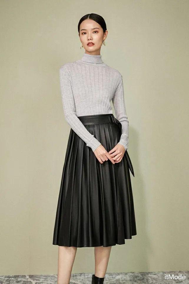 itMode “衬衫+毛衣”叠穿，今年秋冬这样穿真的好看死了！