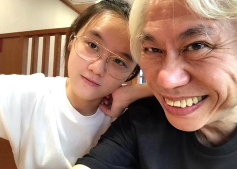 歪妈亲子故事|奇葩国产剧正在毒害孩子:“老夫少妻”忘年恋,带歪孩子价值观