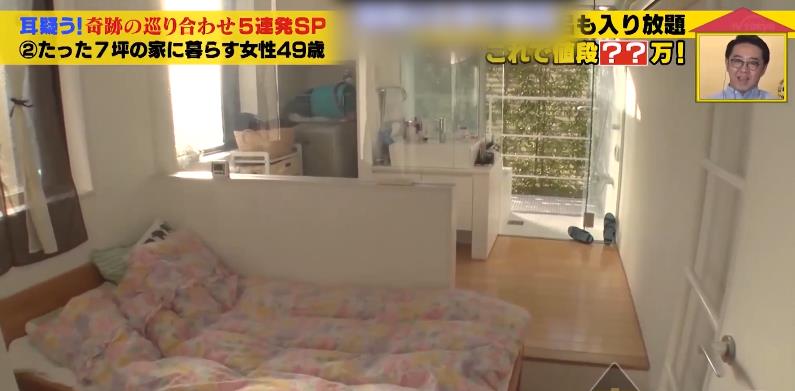 客厅|49岁日本女士,居住面积7坪的三层小楼,独居生活过得又美又飒!