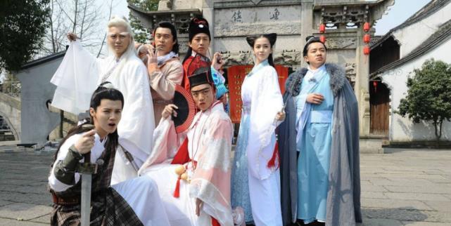 奔跑吧兄弟|《跑男》沦为“棋子”？团队只剩4个人，导演果断抛弃录制新综艺