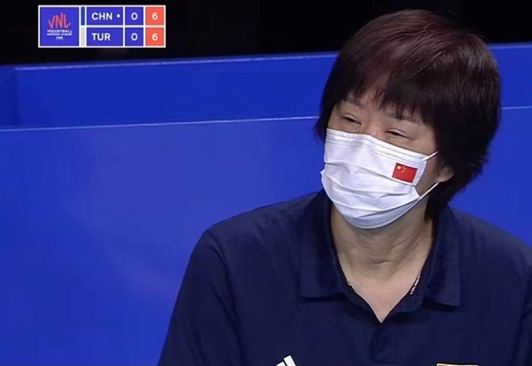 女排|郎平收好消息！女排救兵来了，朱婷领主力出征意大利，增援张常宁