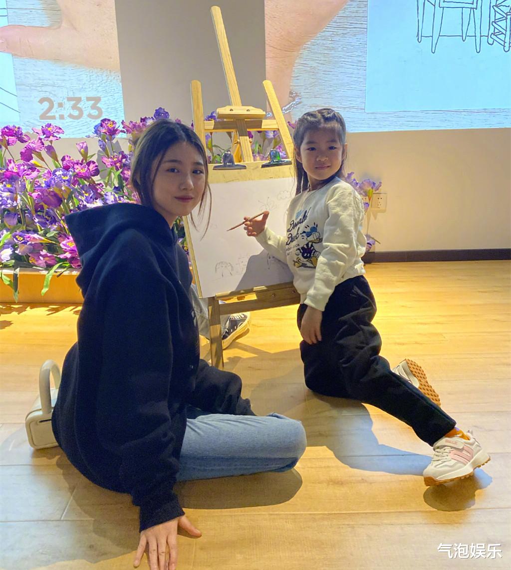 小苹果|汪峰的大女儿小苹果，首次向世界发出真正属于自己的声音