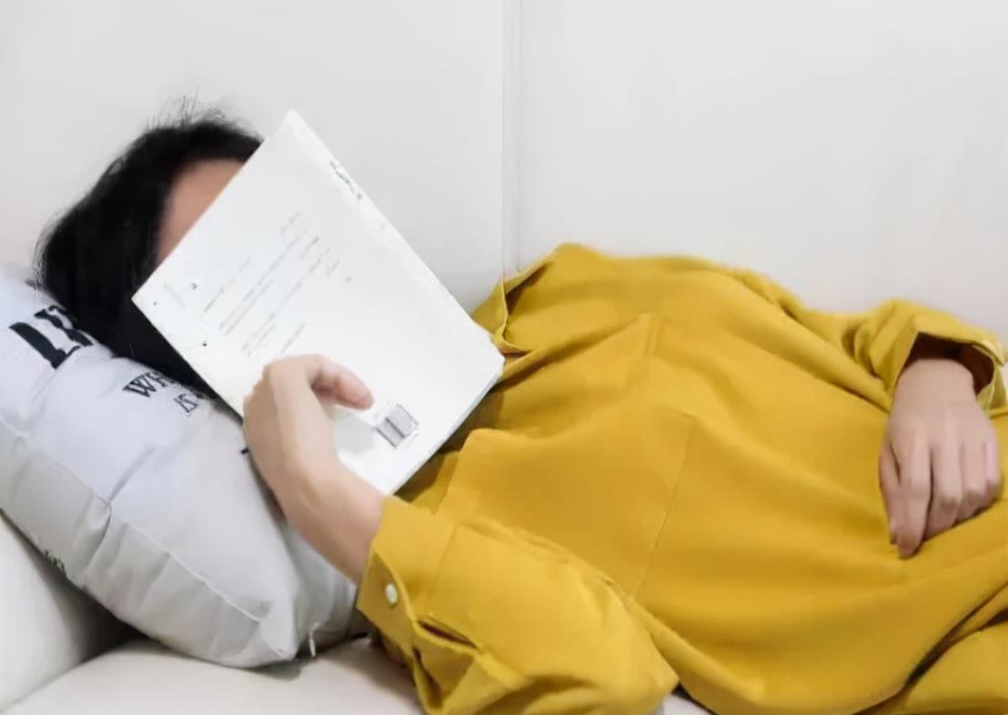 午美聊健康体态 为何睡觉时身体会突然抖一下？不是大脑的原因，科学解释来了