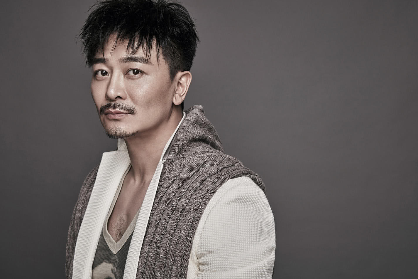 王晶|8对撞名的异性明星，谁不红谁尴尬，有人互帮互助，有人悄然改名