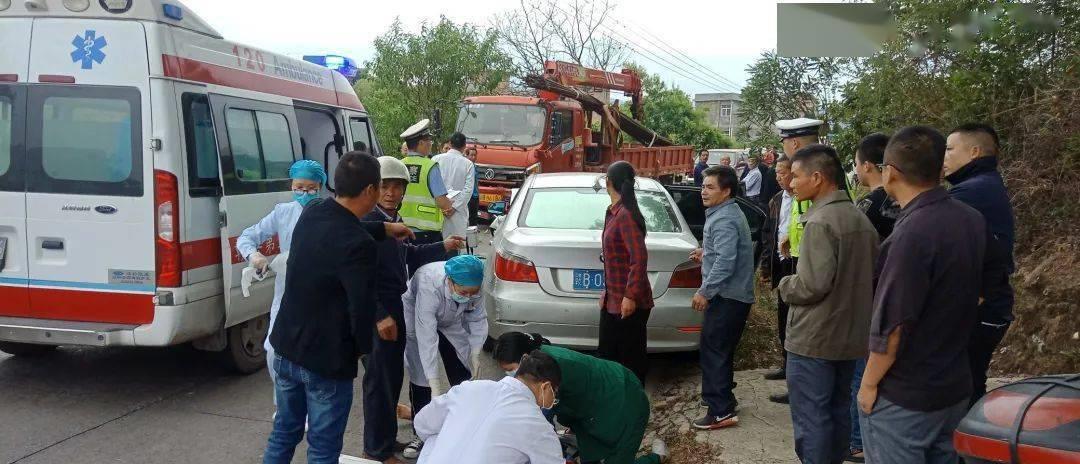温州 事发赣县：小车与货车相撞，一人当场死亡！