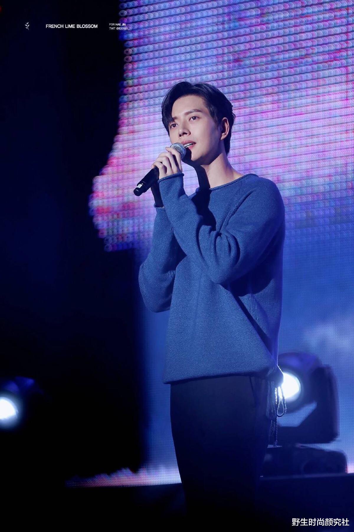 朴海镇|人可能“糊”了，但颜值还没“糊”