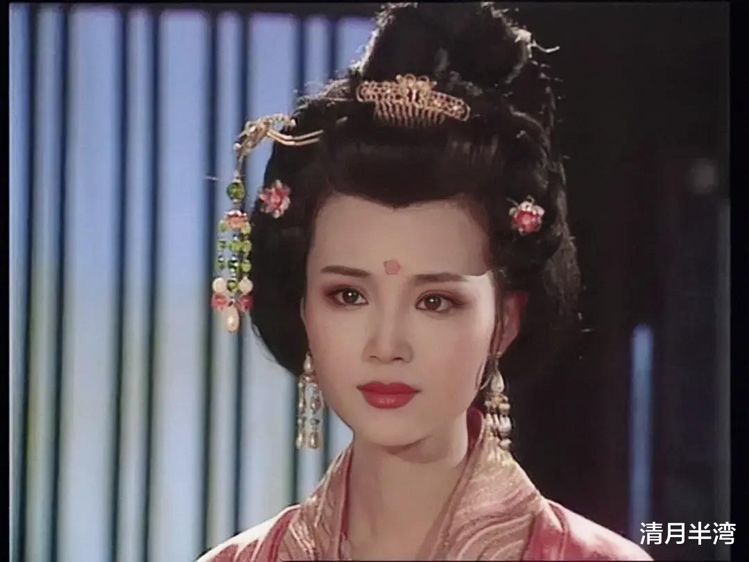 江南|好山好水出美人，9位江南古典美女，肤如凝脂，一个赛一个漂亮