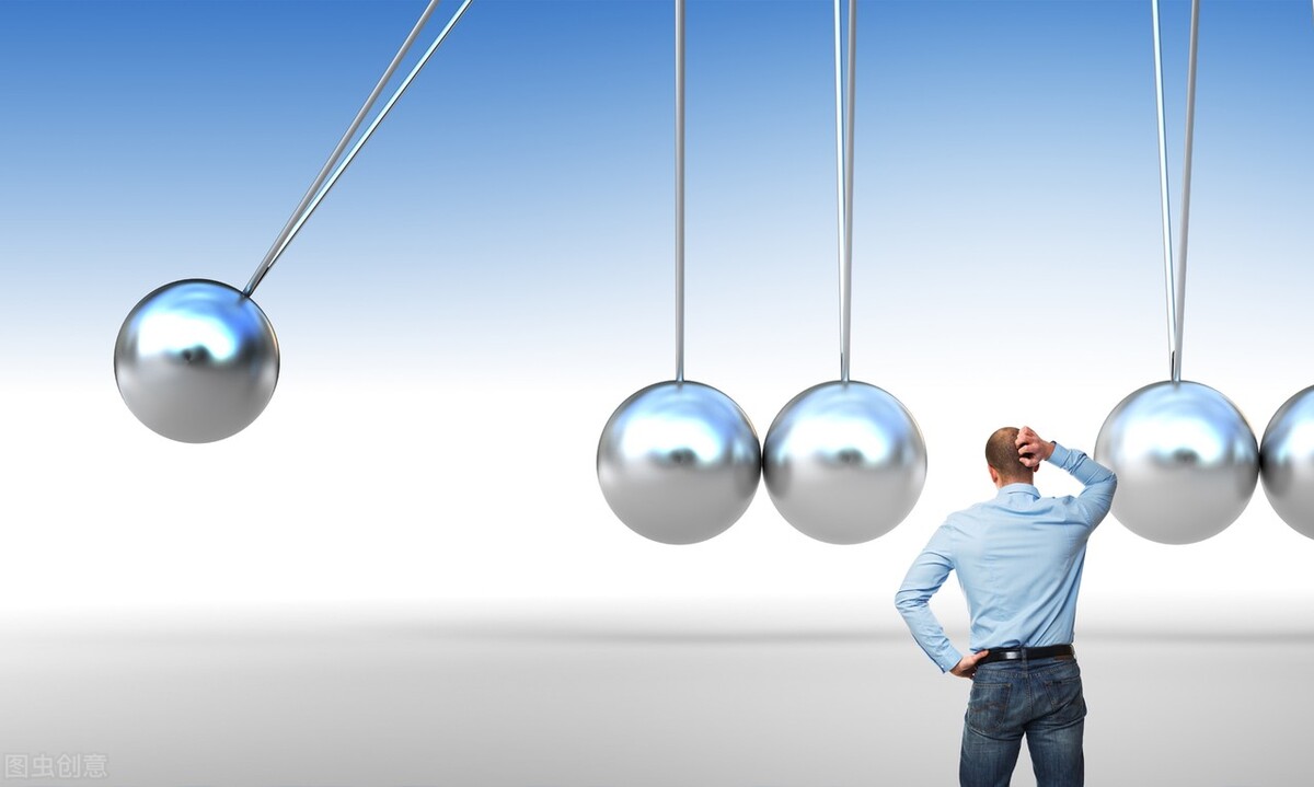 爱因斯坦 太神秘！是谁在背后操纵着宇宙的一切？也许爱因斯坦的猜想是对的