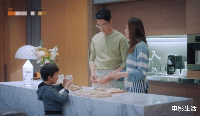 明星素颜|再夺日播放量冠军！芒果台新剧，又抓到观众的“痛点”了？