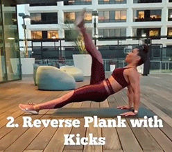 外国美女|外国美女拍视频告诉妹妹，网上的身材vs现实中的身材，太真实了