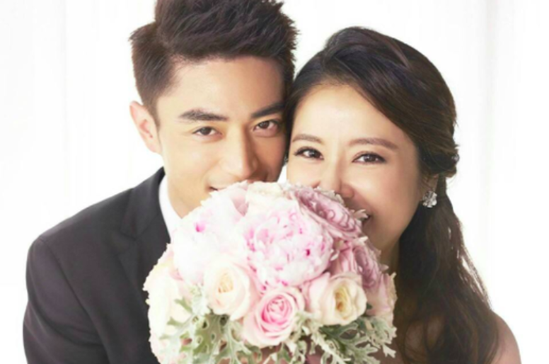 吴秀波|霍建华林心如女儿近照被曝！颜值胜过父母，网友：这是出生即出道