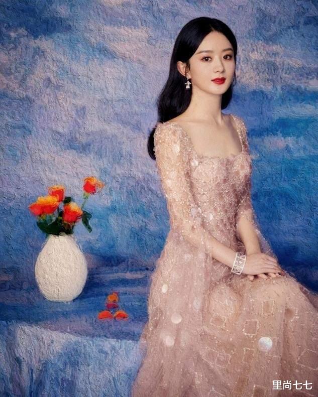 好莱坞|赵丽颖罕见换发型大翻车，烫完大波浪直接变妈妈，浓厚风情太显老