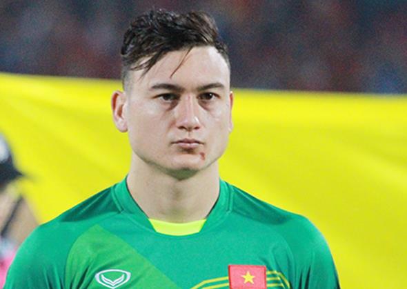 赵月看花花|越南官宣4大王牌决战李铁,1米68锋霸+1米67核心,能进国足几球?