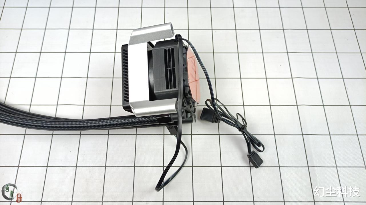 CPU|国产水冷终于崛起了！鑫谷推出准千元级水冷，昆仑KL-360水冷实测